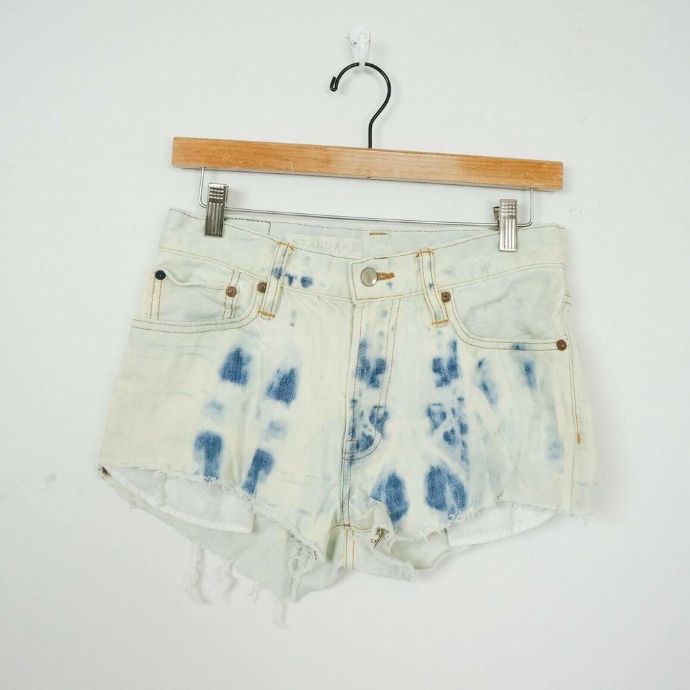 GAP 1969  DIY Bleached Denim Cut Off Shorts